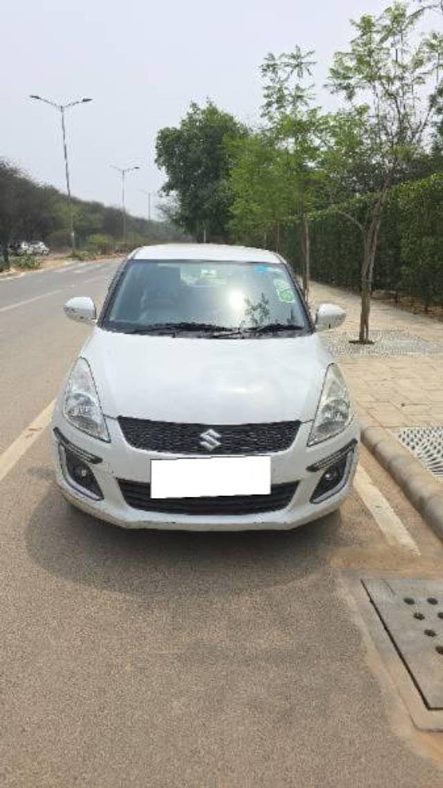 https://images10.gaadi.com/usedcar_image/4516478/original/processed_9ab7ad21-3458-4703-9321-9ffec3b1fea0.jpg?imwidth=6402