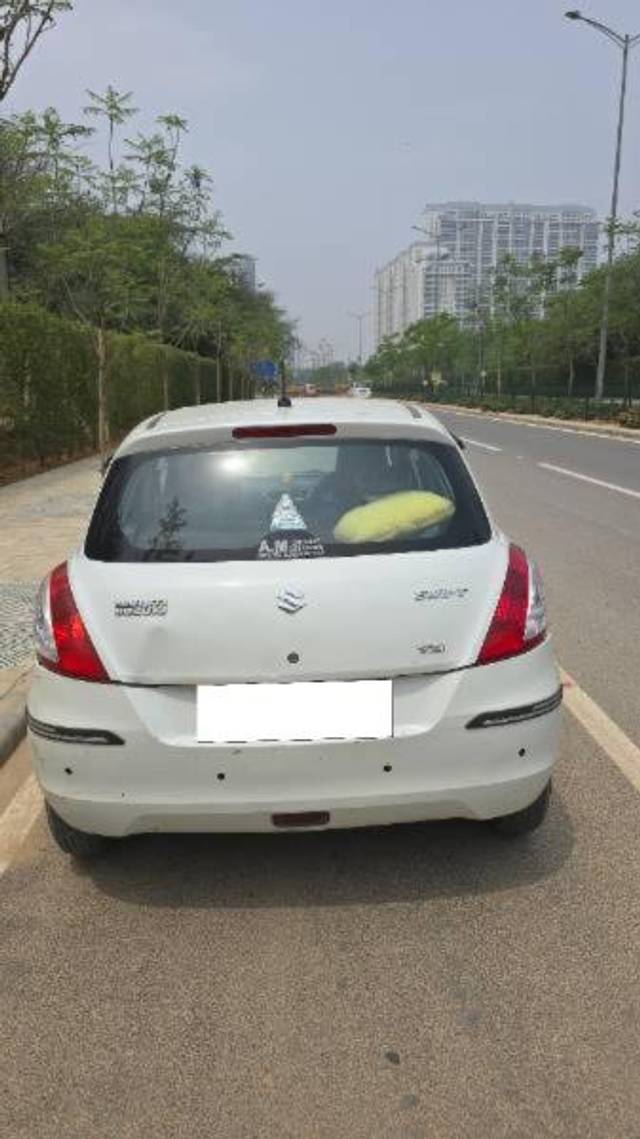 https://images10.gaadi.com/usedcar_image/4516478/original/processed_daacfd1f-f36e-45ec-aecc-861c163b72ce.jpg?imwidth=6401