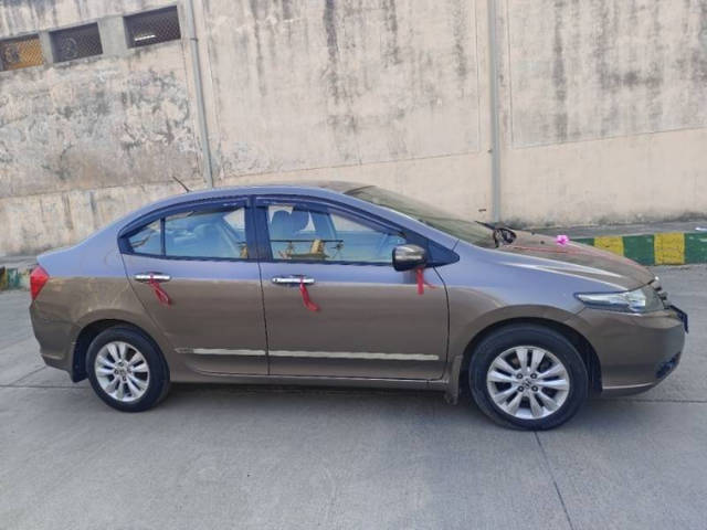 https://images10.gaadi.com/usedcar_image/4516480/original/86e16354ccfdcfe0dfa3ec6b3a948555.png?imwidth=6401