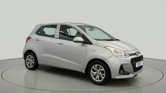 https://images10.gaadi.com/usedcar_image/4516488/original/bf83861de76e2e94042953a7ca9b900a.jpg?imwidth=6400
