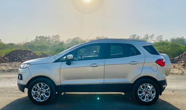 https://images10.gaadi.com/usedcar_image/4516498/original/9c5af6be2c74b4a38a8ffb68415a7b43.jpg?imwidth=6402