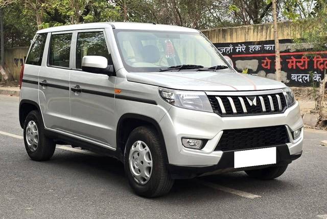 https://images10.gaadi.com/usedcar_image/4516507/original/processed_9c0fa56b8db69e9e522b4401b22f627d.jpg?imwidth=6400