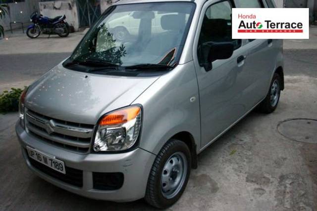 https://images10.gaadi.com/usedcar_image/4516515/original/c4a5fa6cbd355775e88f2090a8a6d848.jpg?imwidth=6400