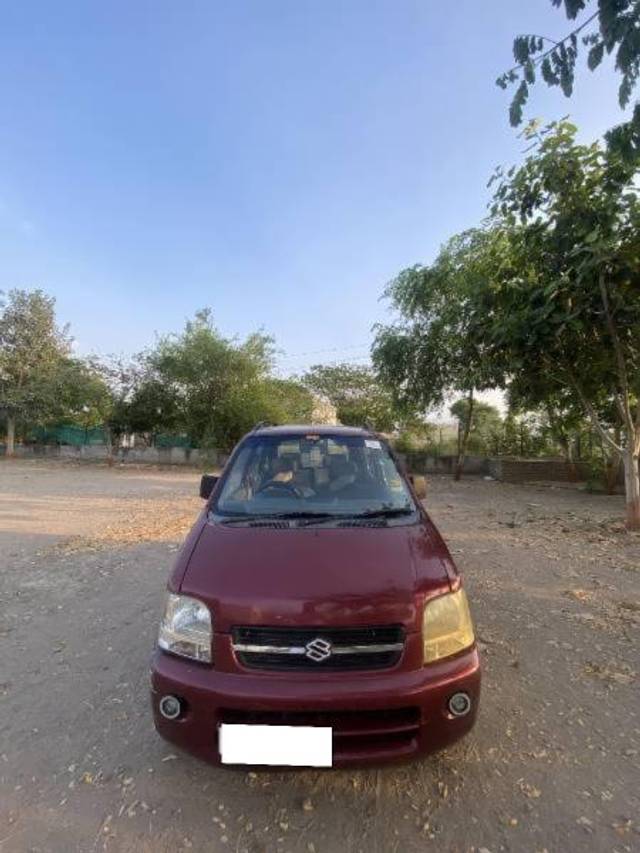 https://images10.gaadi.com/usedcar_image/4516517/original/processed_b4c134e3-8e5a-4157-9306-186b5bdf8bc7.jpg?imwidth=6401