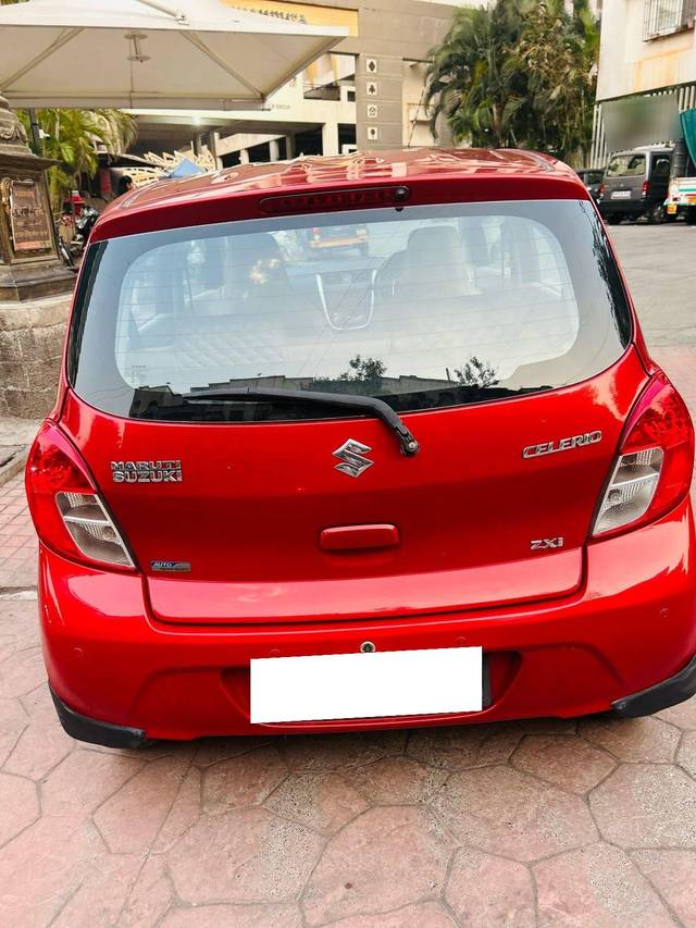 https://images10.gaadi.com/usedcar_image/4516518/original/processed_b400714352c0a9538e87006052af1756.jpg?imwidth=6402