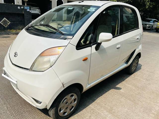 https://images10.gaadi.com/usedcar_image/4516523/original/processed_a5decaa9dae5b35f9586b066bbecd54e.jpg?imwidth=6400