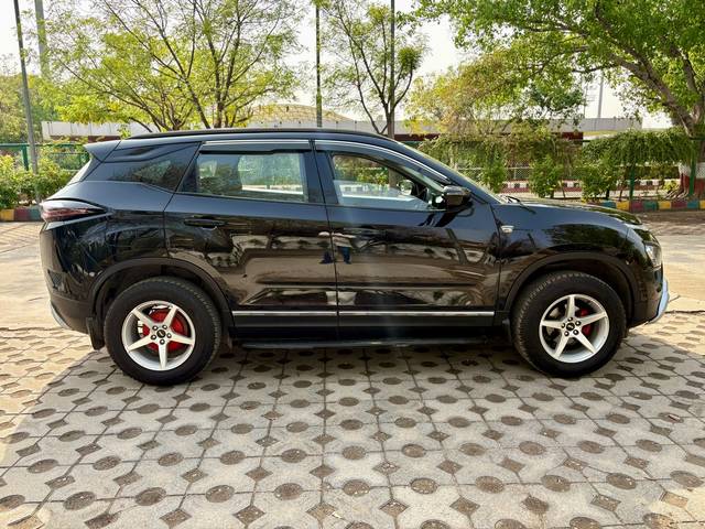 https://images10.gaadi.com/usedcar_image/4516560/original/3039077e19c7a31a0e86f52a63ed51d2.jpg?imwidth=6401