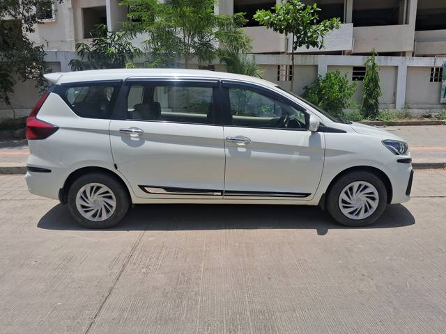 https://images10.gaadi.com/usedcar_image/4516562/original/4d1b2f245a661a4702e8751cc805304b.jpg?imwidth=6401