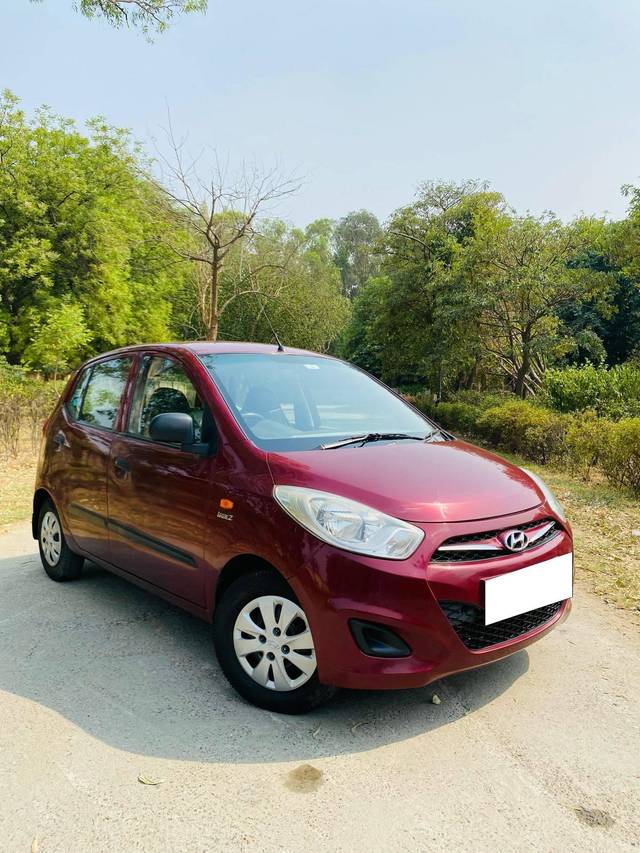 https://images10.gaadi.com/usedcar_image/4516577/original/processed_7d2af4a9e2f0b1087827666ef764f5b9.jpg?imwidth=6400