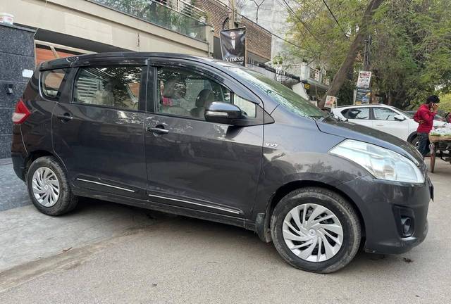 https://images10.gaadi.com/usedcar_image/4516578/original/processed_885e6658f4f0b8cb54c4c35df0bbbf10.jpg?imwidth=6402