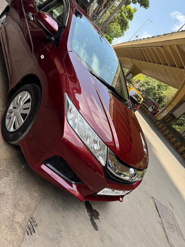 https://images10.gaadi.com/usedcar_image/4516595/original/processed_47b65708c4a6d6b8af409feb6ccdf716.jpg?imwidth=6400