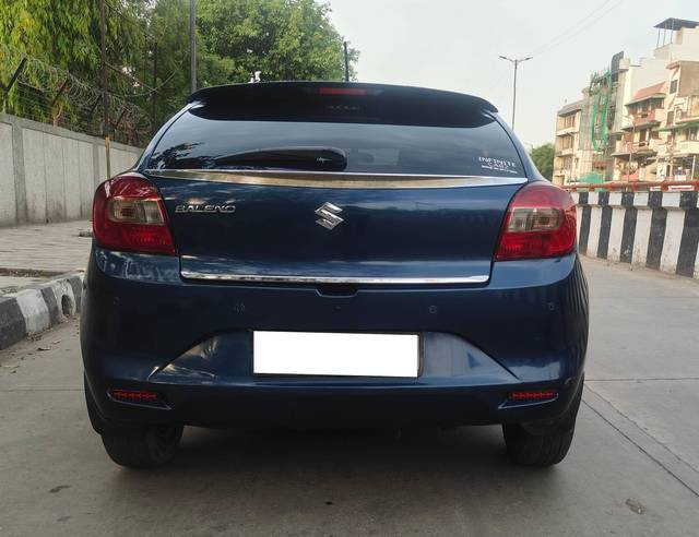https://images10.gaadi.com/usedcar_image/4516604/original/processed_a21e6ab8ed31970332331f503a8e2f83.jpg?imwidth=6401
