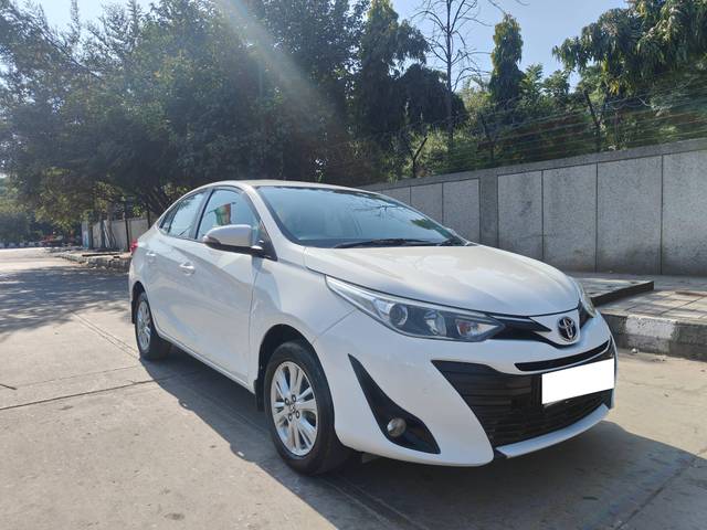 https://images10.gaadi.com/usedcar_image/4516608/original/processed_e06ca9ac812a6c6f3c2f16d78a1c7921.jpg?imwidth=6400