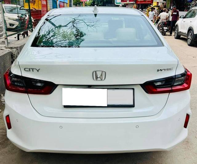 https://images10.gaadi.com/usedcar_image/4516620/original/processed_3fcd1e4fe80e5907fed0de4775741556.jpg?imwidth=6402