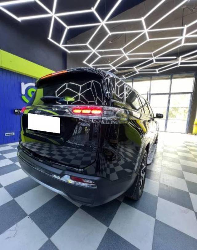 https://images10.gaadi.com/usedcar_image/4516627/original/processed_0fb942bb-e961-4d61-98e9-403db980ae55.jpg?imwidth=6402