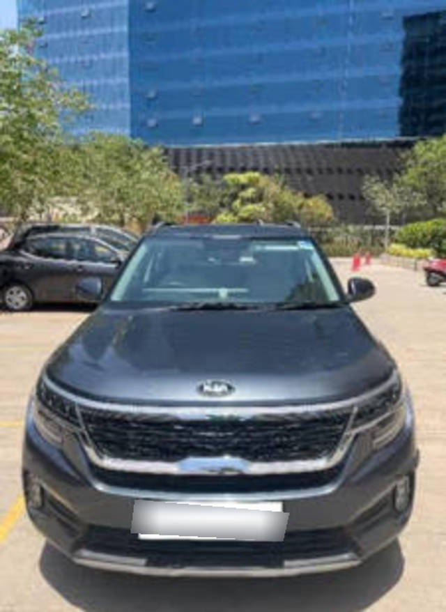 https://images10.gaadi.com/usedcar_image/4516666/original/processed_8009f7a1-a9ae-4fe0-bbd3-734720d916b7.png?imwidth=6400