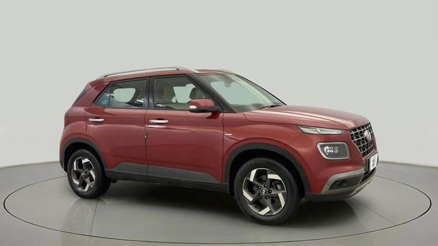 https://images10.gaadi.com/usedcar_image/4516693/original/1ae7024aff925b4cf6f0c77ee1f4d3e8.jpg?imwidth=6400