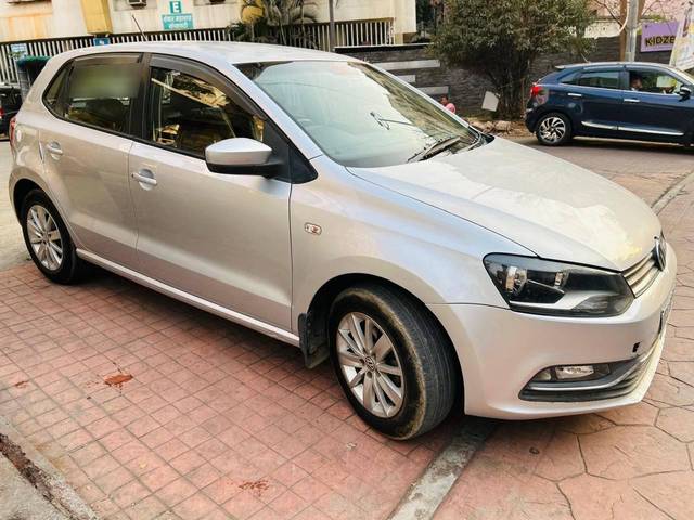 https://images10.gaadi.com/usedcar_image/4516702/original/processed_13257a0147f36521863dadeb3415dadf.jpg?imwidth=6400