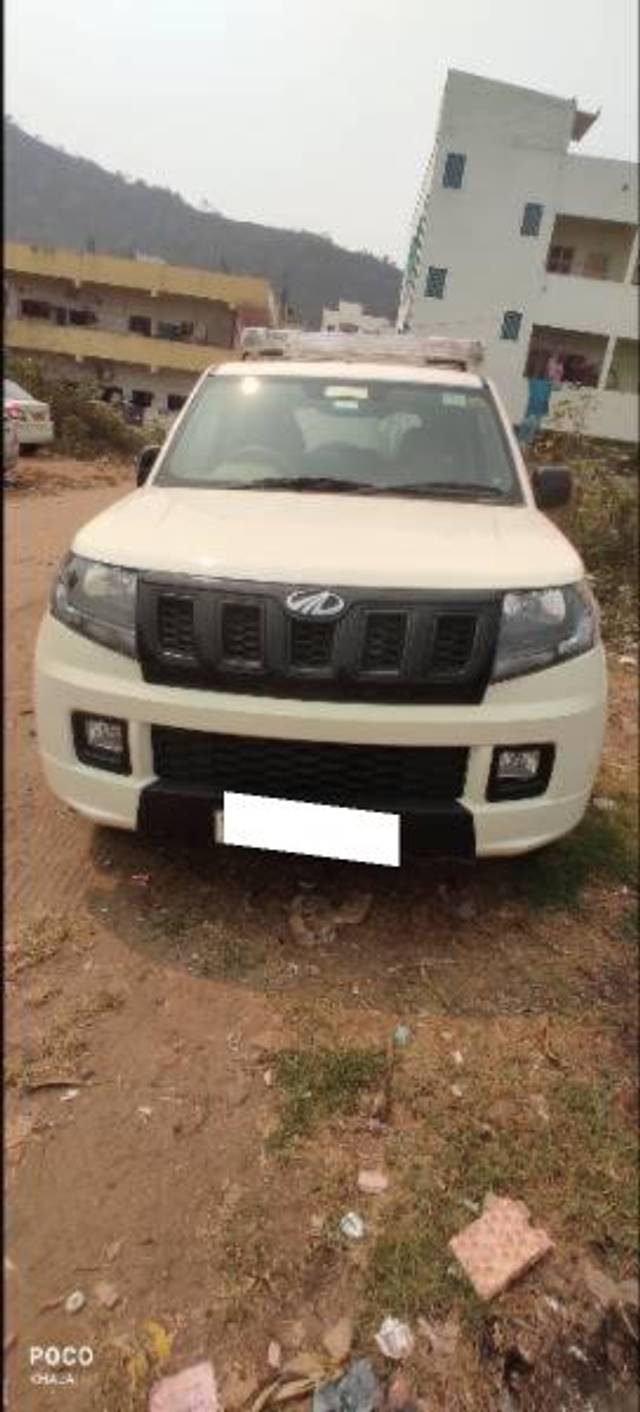 https://images10.gaadi.com/usedcar_image/4516703/original/processed_f12c1f55-728c-4f95-aab0-76c30e2b2436.jpg?imwidth=6400
