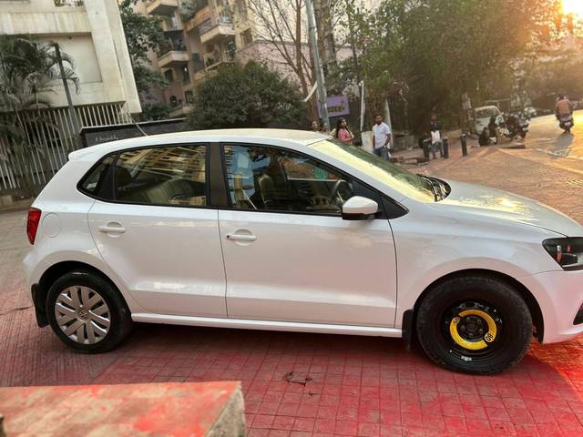 https://images10.gaadi.com/usedcar_image/4516707/original/processed_310b3cb8206443389ce3cd91e71f338c.jpg?imwidth=6401