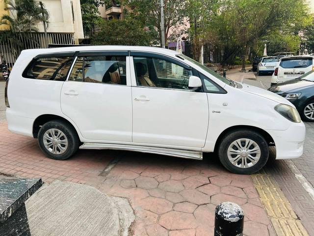 https://images10.gaadi.com/usedcar_image/4516717/original/processed_b70e6f5905a1a59edbe67d1859b83760.jpg?imwidth=6401
