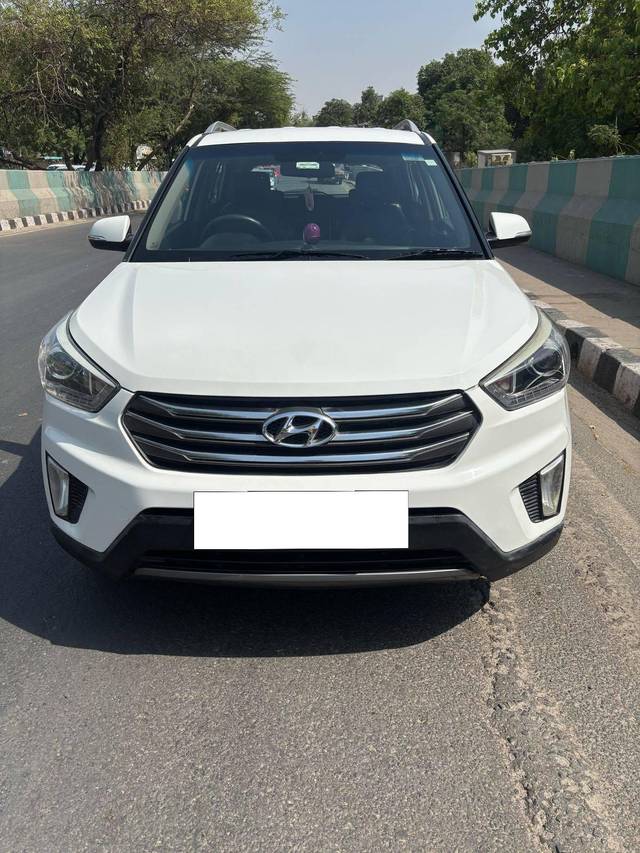 https://images10.gaadi.com/usedcar_image/4516721/original/processed_03d948d1c5d98e9b9645fe4820ac014b.jpeg?imwidth=6402