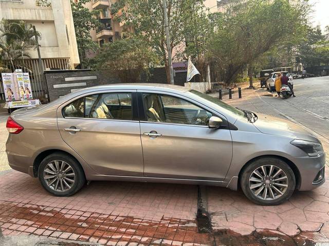 https://images10.gaadi.com/usedcar_image/4516723/original/processed_1f42d983f69b58570d39dc60d52f4400.jpg?imwidth=6401