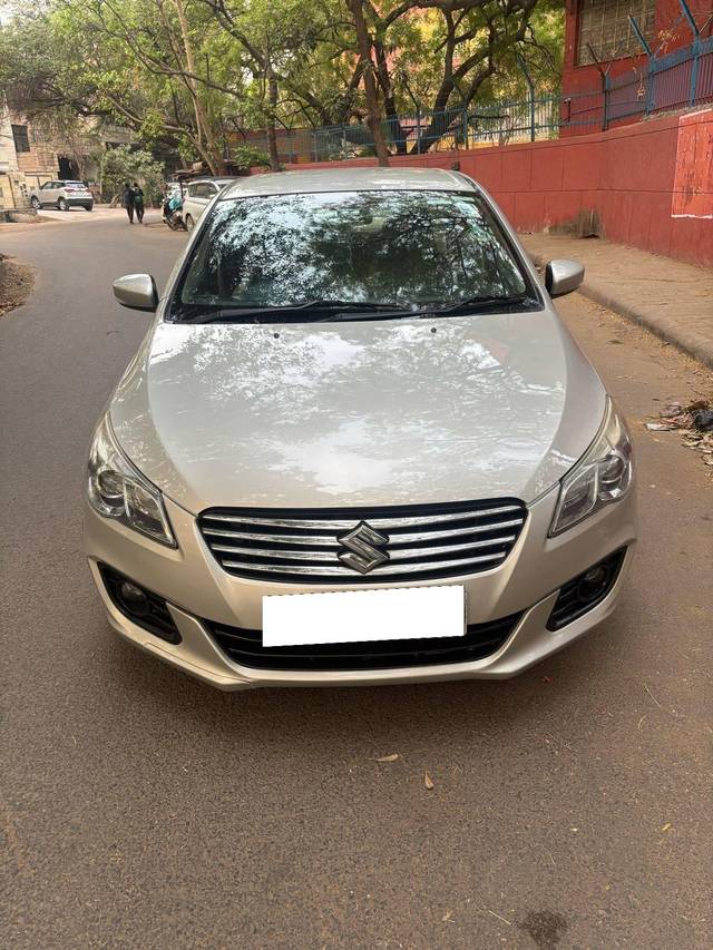 https://images10.gaadi.com/usedcar_image/4516725/original/processed_b445dd120f081cd044f47e29d45b5641.jpeg?imwidth=6402