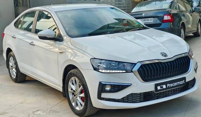https://images10.gaadi.com/usedcar_image/4516726/original/processed_be62731fd389945c2bf18e9160520c34.jpeg?imwidth=6400