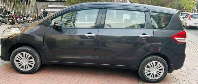 https://images10.gaadi.com/usedcar_image/4516727/original/processed_b0eb7fae0b473d81a07e73cb4317769e.jpg?imwidth=6402