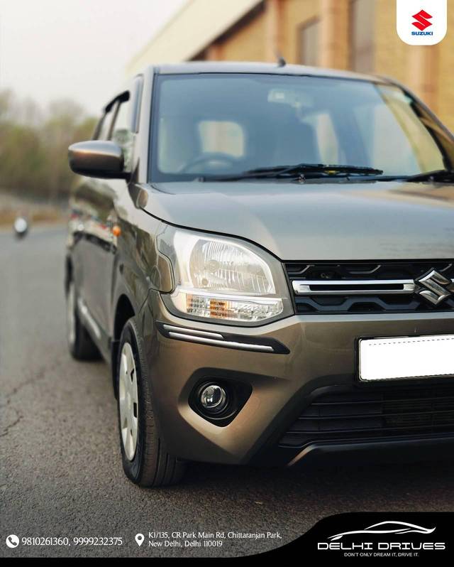 https://images10.gaadi.com/usedcar_image/4516729/original/processed_793af7355ceac02323546fd7bafc3e9a.jpeg?imwidth=6400