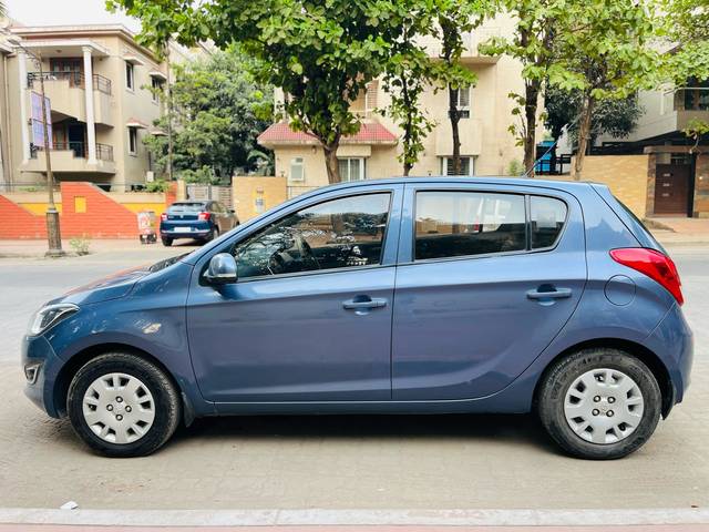 https://images10.gaadi.com/usedcar_image/4516730/original/33b0d644eebd61c43d89eae04fc60e25.jpg?imwidth=6401