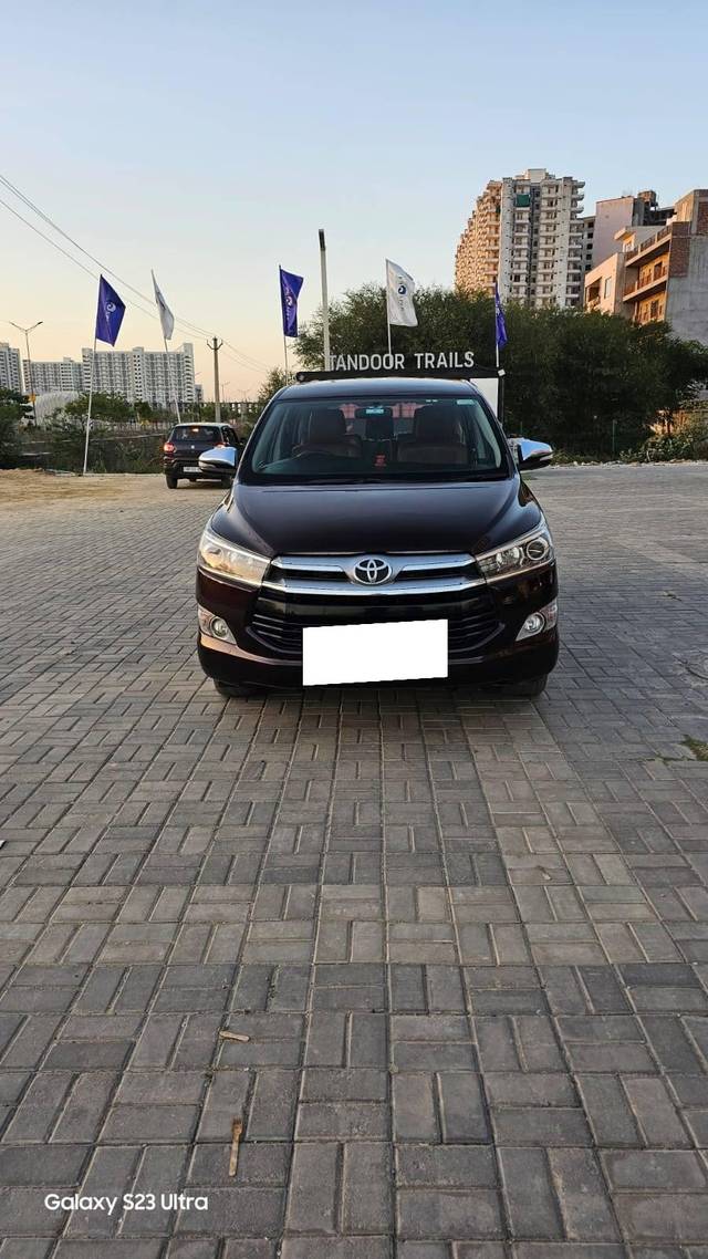 https://images10.gaadi.com/usedcar_image/4516737/original/processed_2f1c4f198d0c44dd3698abcfec2f3dce.jpeg?imwidth=6402