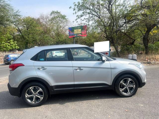 https://images10.gaadi.com/usedcar_image/4516743/original/processed_dba93986ca2749999531aa200858fafc.jpg?imwidth=6401