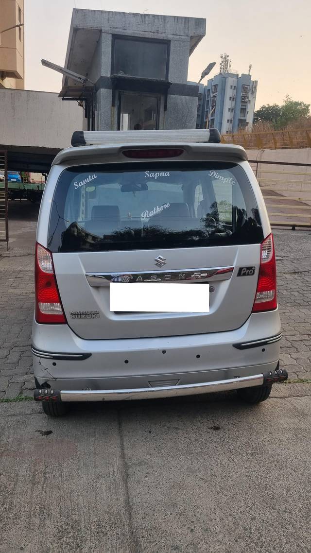 https://images10.gaadi.com/usedcar_image/4516748/original/processed_62ae4910cf3c03b856d158ecc8d5d4e2.jpg?imwidth=6401