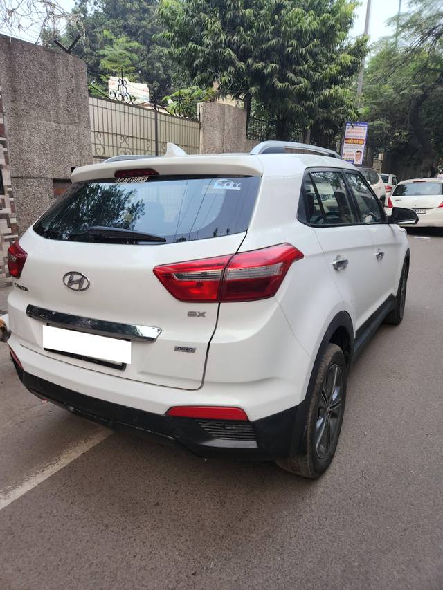 https://images10.gaadi.com/usedcar_image/4516815/original/processed_f06d91f4a599edf357132f140af9e1e0.jpg?imwidth=6401