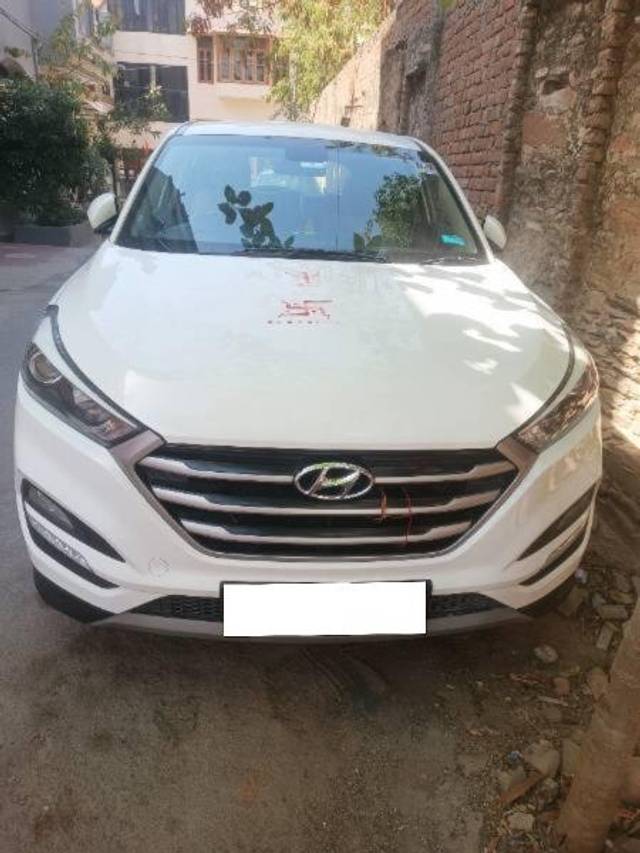 https://images10.gaadi.com/usedcar_image/4516823/original/processed_bab31e53-4d37-429c-b52a-7f7a9eb6d8f3.jpg?imwidth=6400