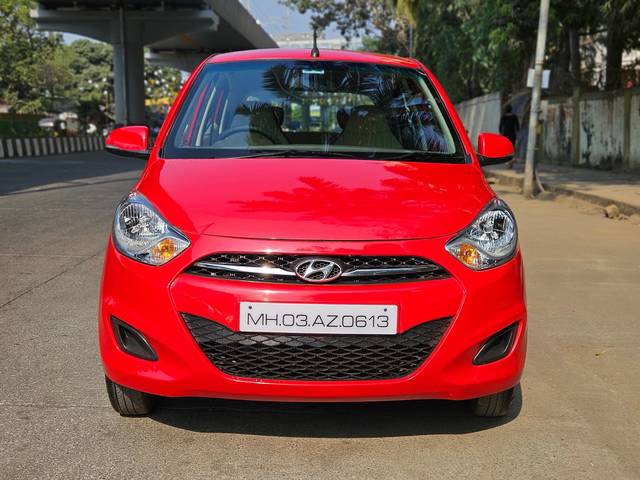 https://images10.gaadi.com/usedcar_image/4516831/original/e8eb8ee02307e6e15b2befb81cdb48ab.jpg?imwidth=6400