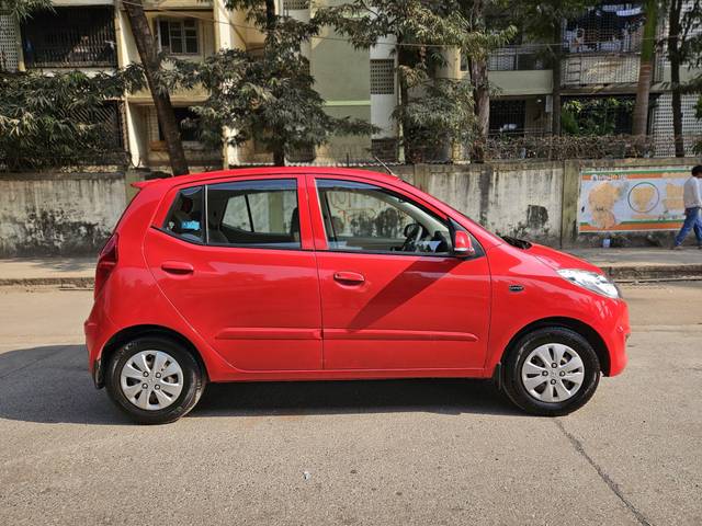 https://images10.gaadi.com/usedcar_image/4516831/original/processed_0421a6de6a76897f8c9e8951c4cd0c92.jpg?imwidth=6401
