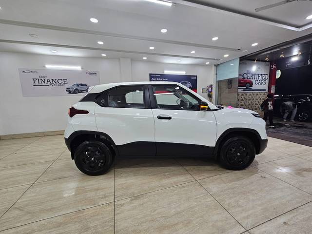 https://images10.gaadi.com/usedcar_image/4516838/original/dec756dbd077300b7d8bdc6944856f9b.jpg?imwidth=6401