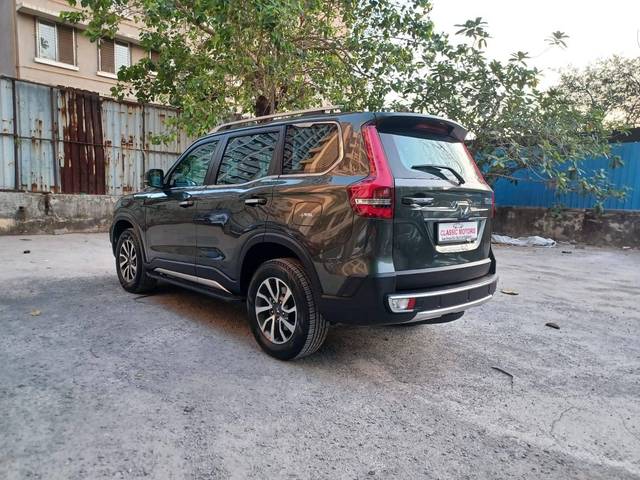 https://images10.gaadi.com/usedcar_image/4516888/original/processed_df22343023d83b3eccad6d048d7dfcd4.jpeg?imwidth=6402