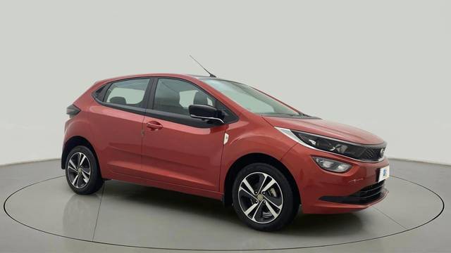 https://images10.gaadi.com/usedcar_image/4516901/original/40967445bb1b62ed1e017d724bc64d5a.jpg?imwidth=6400