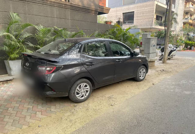 https://images10.gaadi.com/usedcar_image/4516902/original/77664be9-c685-4937-aa63-cb59780c41d4.?imwidth=6401
