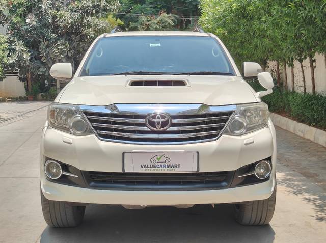 https://images10.gaadi.com/usedcar_image/4516904/original/c29199c7bbd0953825db7a9beecd4875.jpg?imwidth=6400