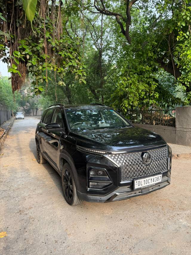 https://images10.gaadi.com/usedcar_image/4516905/original/24c466cf6359d09aac39d51f4278c0fb.jpg?imwidth=6401