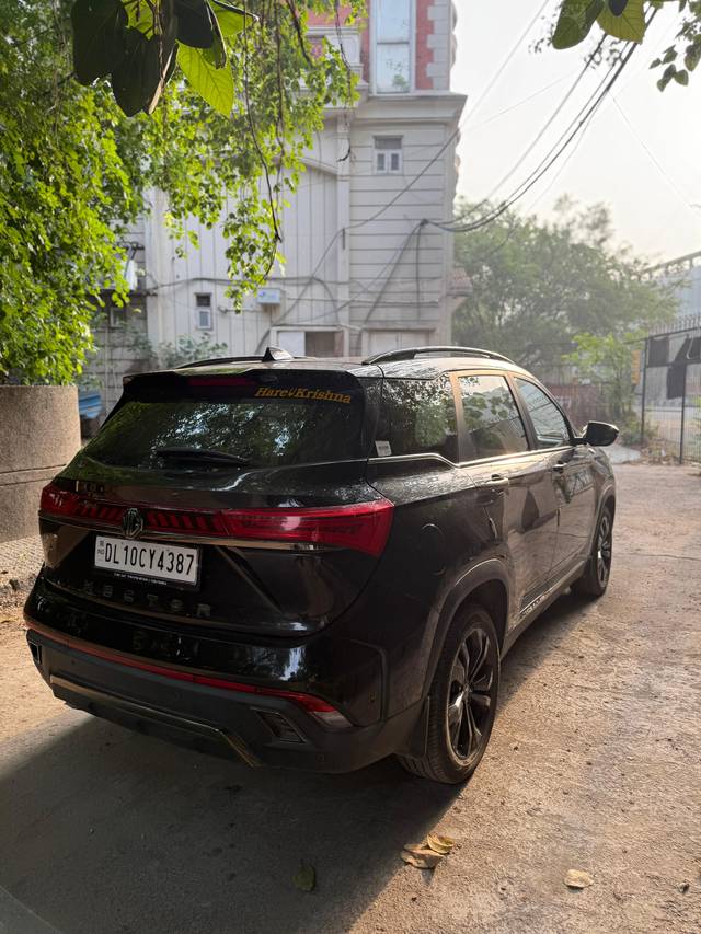 https://images10.gaadi.com/usedcar_image/4516905/original/ce55a1a0d86cb3ffd5245c493a4336f2.jpg?imwidth=6402