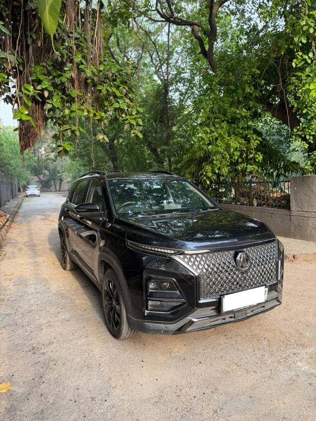 https://images10.gaadi.com/usedcar_image/4516905/original/processed_24c466cf6359d09aac39d51f4278c0fb.jpg?imwidth=6400