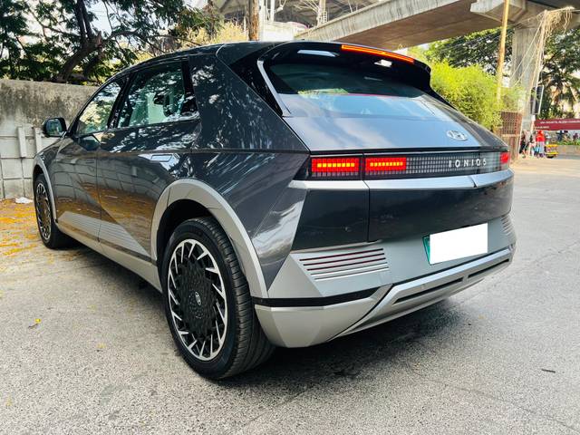 https://images10.gaadi.com/usedcar_image/4516912/original/processed_2fea756ccf3c143c172cf348544905fc.jpg?imwidth=6401
