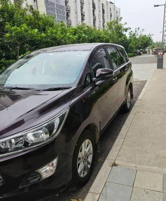 https://images10.gaadi.com/usedcar_image/4516930/original/processed_6dc4121b-861e-4bbb-a6da-94136559b9c8.jpg?imwidth=6400