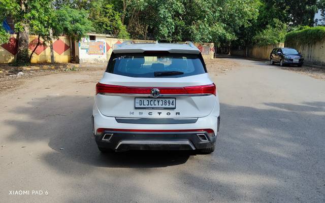 https://images10.gaadi.com/usedcar_image/4516954/original/a6fc81c8ed23cc44e0a6797d00af5c37.jpg?imwidth=6402
